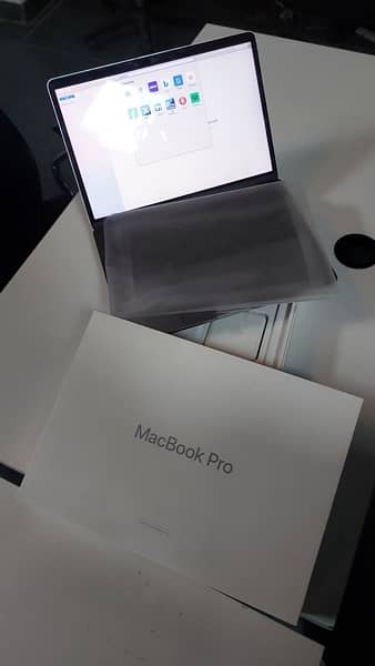 MACKBOOK PRO 2017