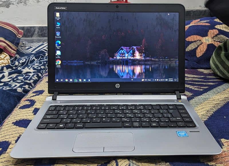 HP ProBook laptop in 10/10 condition