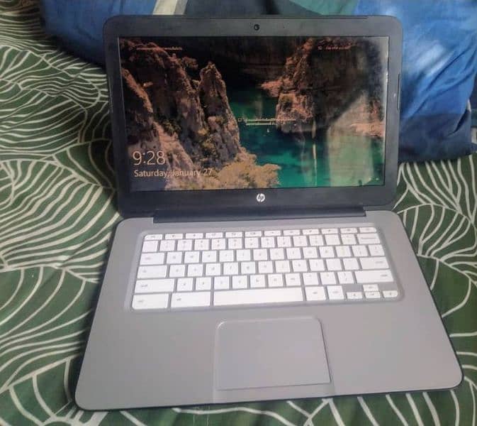 hp smb g4 celoron 6th generation 4 /128 ssd