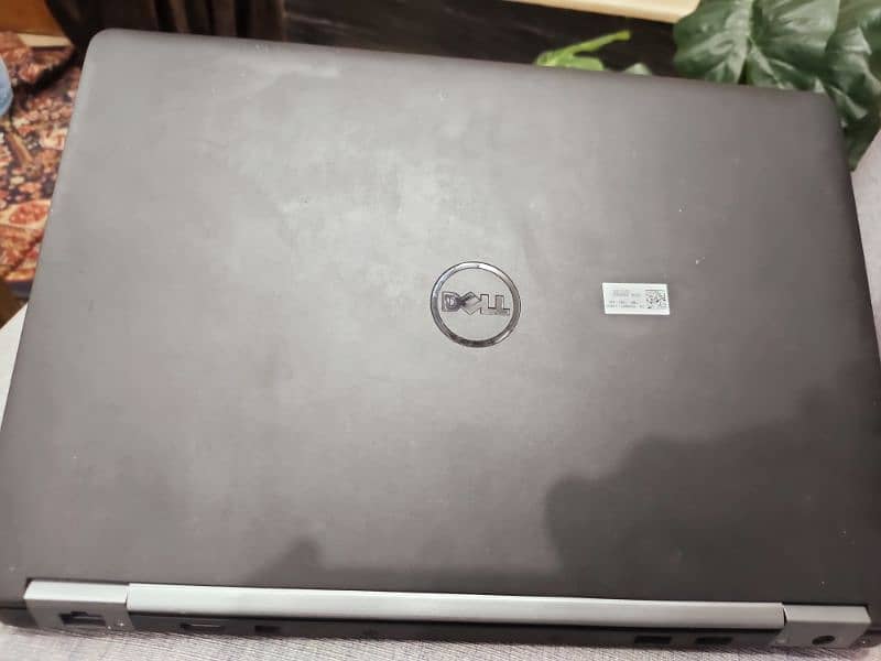 Dell e7470 i7 6th gen 8gb ram, 256 gb ssd