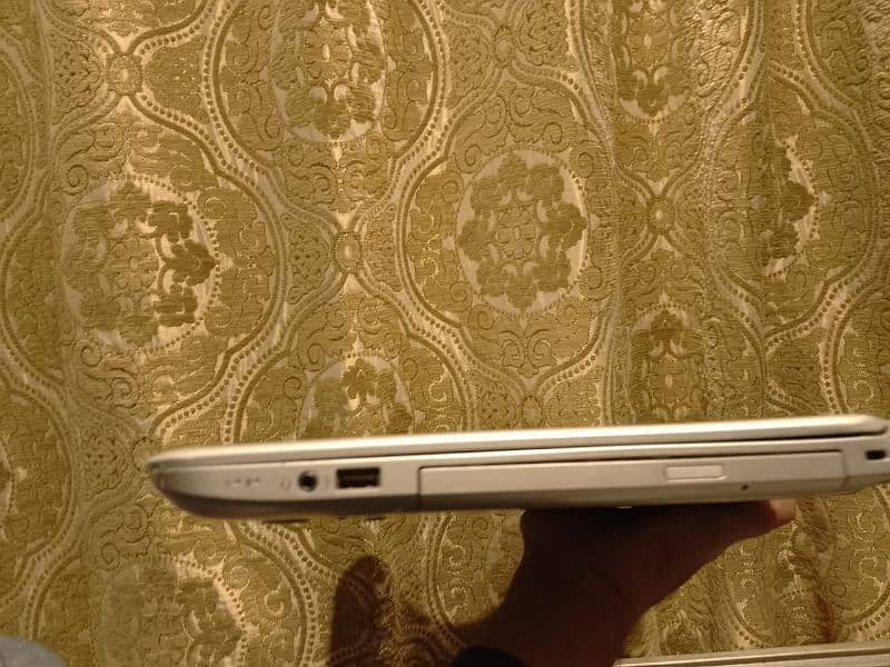 HP pavilion 15 Core i7 5th generation