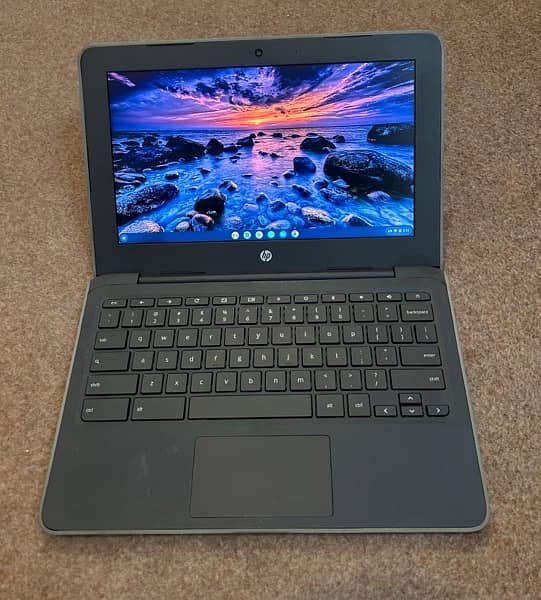 Hp G7 EE chromebook 180 rotatable 4/32gb