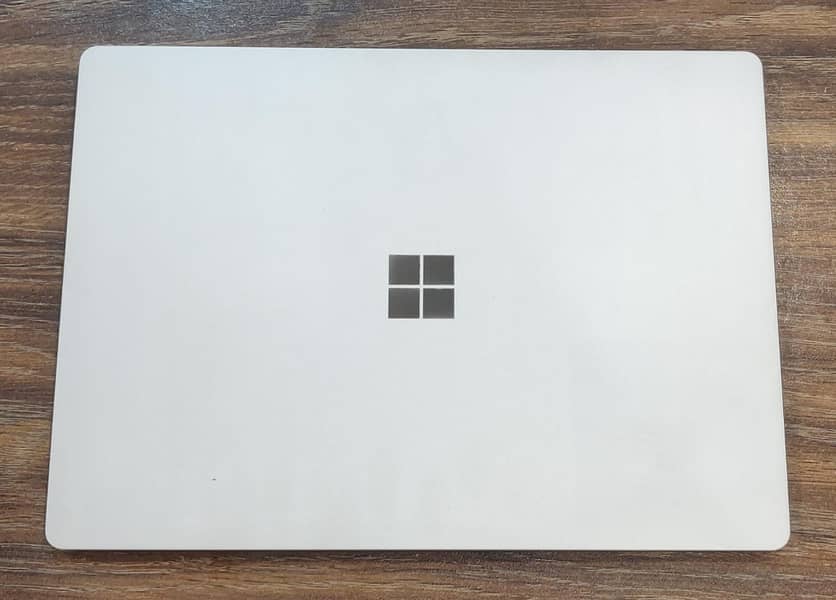 8th Gen 16 Gb Touch 4K Microsoft Surface Laptop 2 3 - NEW(03226682445)