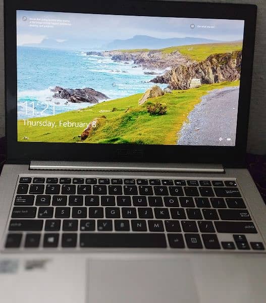 Asus Zenbook UX31E.