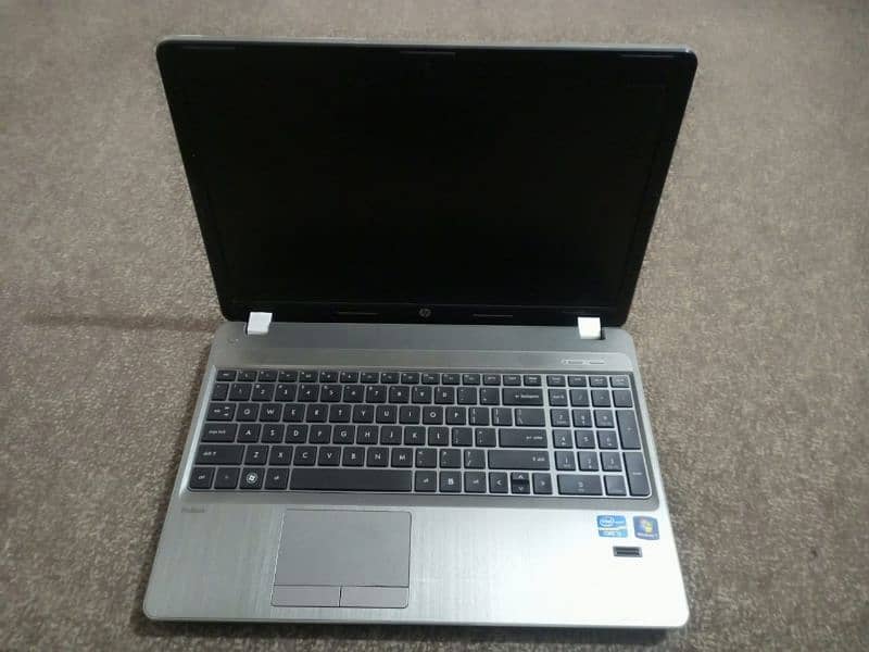 Hp core i3 laptop urgent for sale