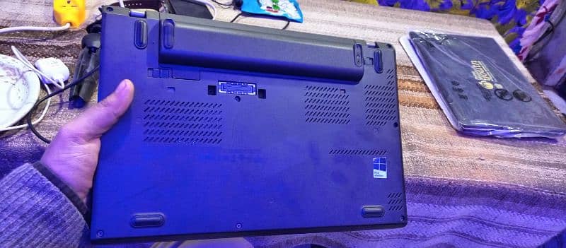 lenovo core i5, 6th Gen, 8GB DDR4, 250 SSD