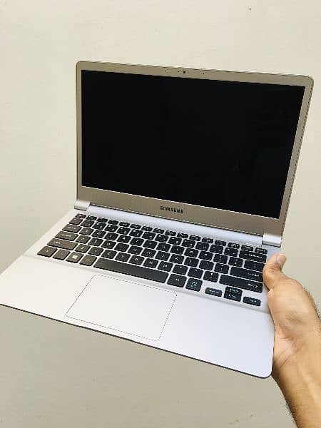 Samsung NoteBook9 With Original Charger & Leather Bag