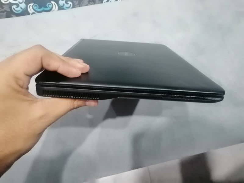 Dell latitude I5 5th gen E7250 laptop