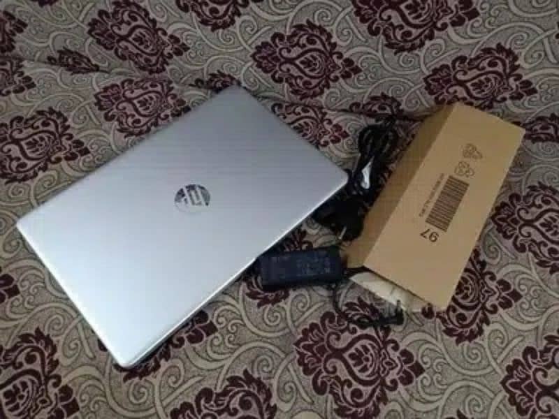 Dell Core i7 11TH Generation Laptop . Better than Hp , i5 new i3