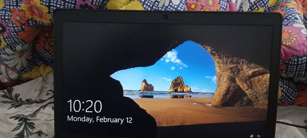 Urgent SALE LAPTOP DELL