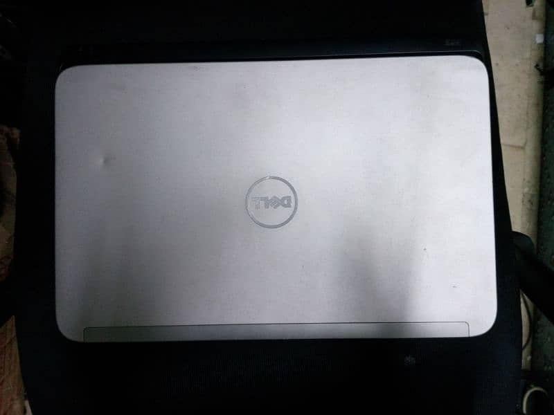 Dell 2nd gen i7 laptop