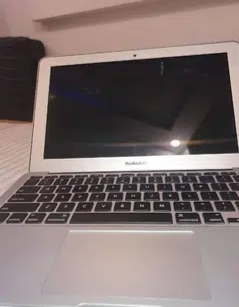 Macbook Air in Execelent Condition