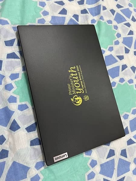Lenovo V14 G3