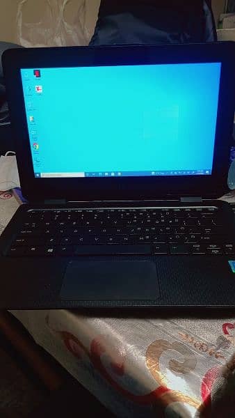 HP. intel (R) Pentium(R) N4200 7th Generation (Touch Screen)