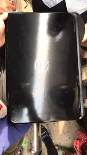 Dell laptop All okay Condition 10/9 Contact number03310442069