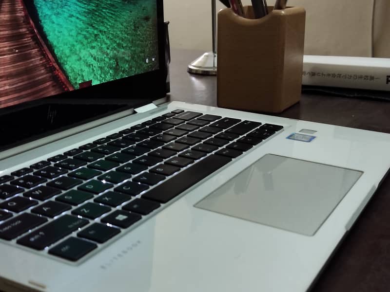 Hp Elitebook 1030 G2 x360 (120HZ screen) i7