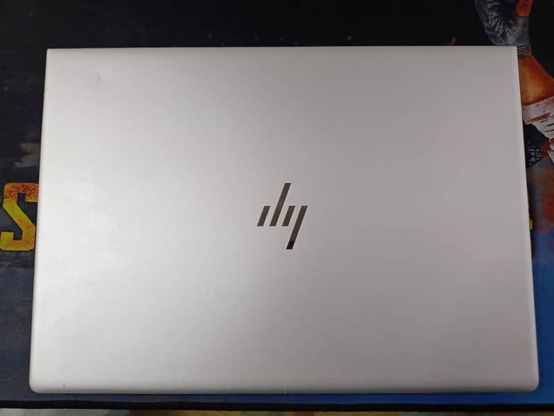 HP 840 g5