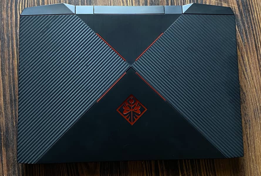 HP OMEN 15 9th gen i7 gtx1660ti