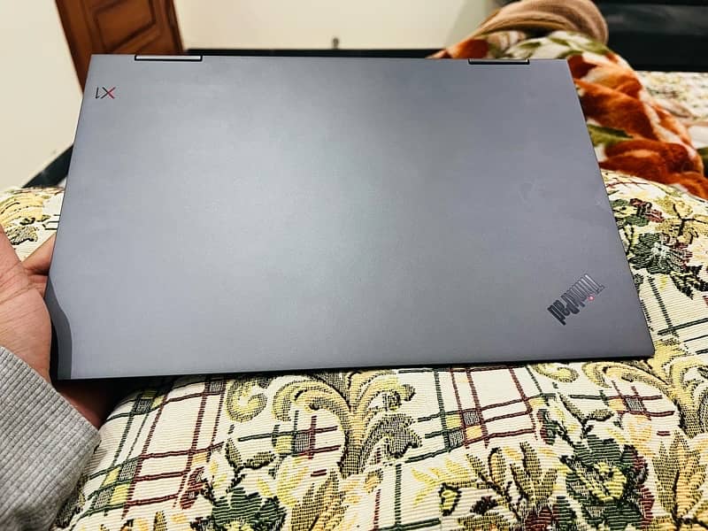 lenovo thinkpad carbon yoga x1 360 pen 8th generation con 10/10