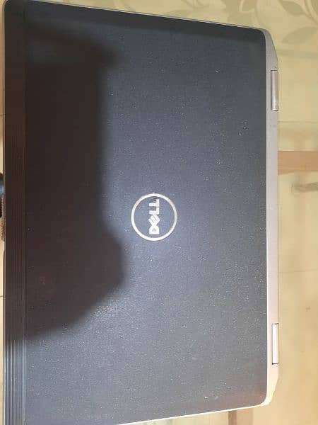 Dell Laptop for sale 4 gb ram 320gb hard 0317/468/2060