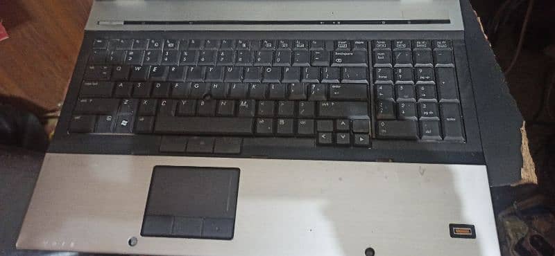 hp workstation with nvidia graphics gta v playing on it