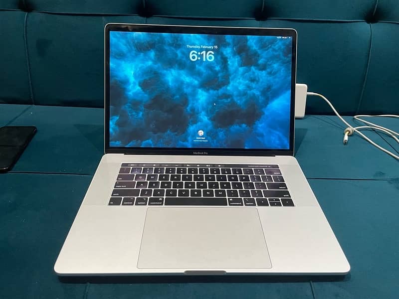 MacBook Pro Mid 2018 16gb 512gb 10/10