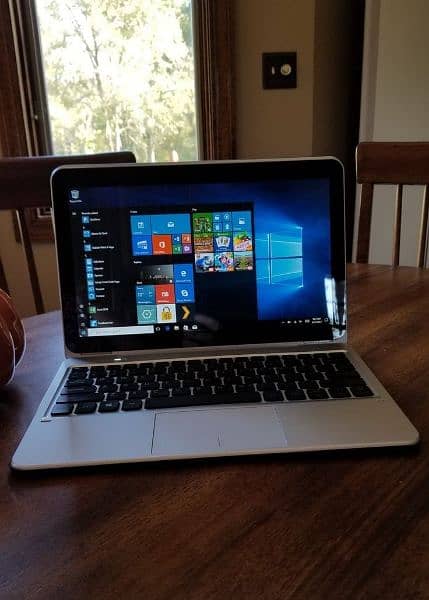 ( dell Laptop core 17 ”) Gen (100% Gud ) i5 hp Perfect apple i3