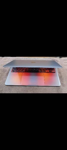 MacBook Pro M2 2022 8GB 512GB 13