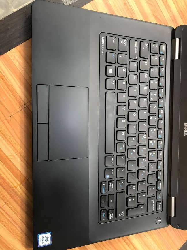 Dell Lattitude 5470 ci5-6th generation 8gb RAM 256 SSD 14