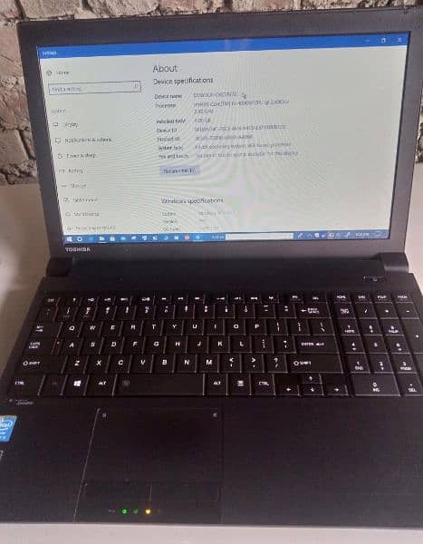 TOSHIBA laptop