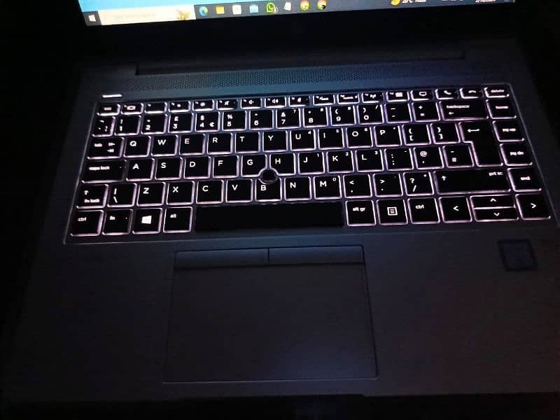 Core i5 8 generation laptop