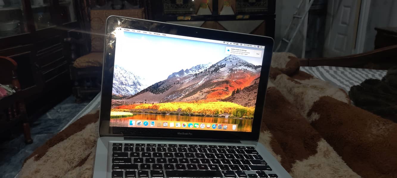 Macbook pro 2011 model core i5