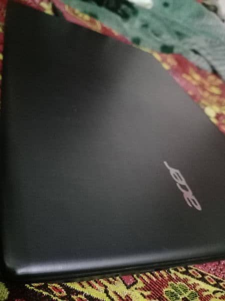 Acer laptop 4gb graphic. . . 8/1tb