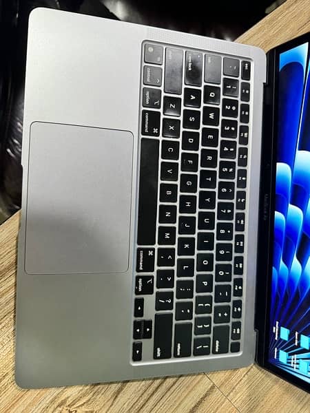 Macbook Air M1 8/256