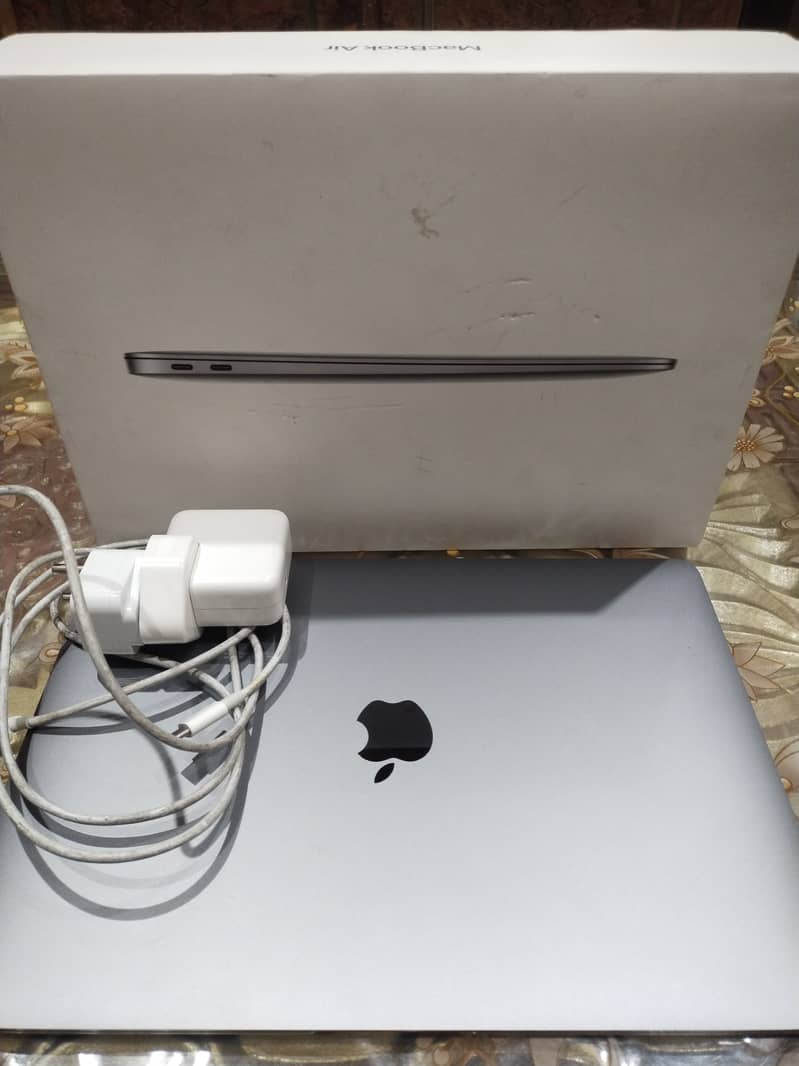 MacBook Air M1 2020 - Untouched Condition