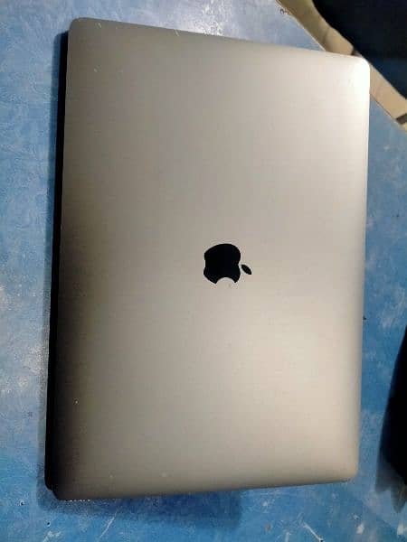 Apple MacBook 2019  15