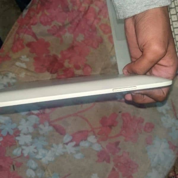 Ho Split Tuch Tab+laptop core i3 4Gen