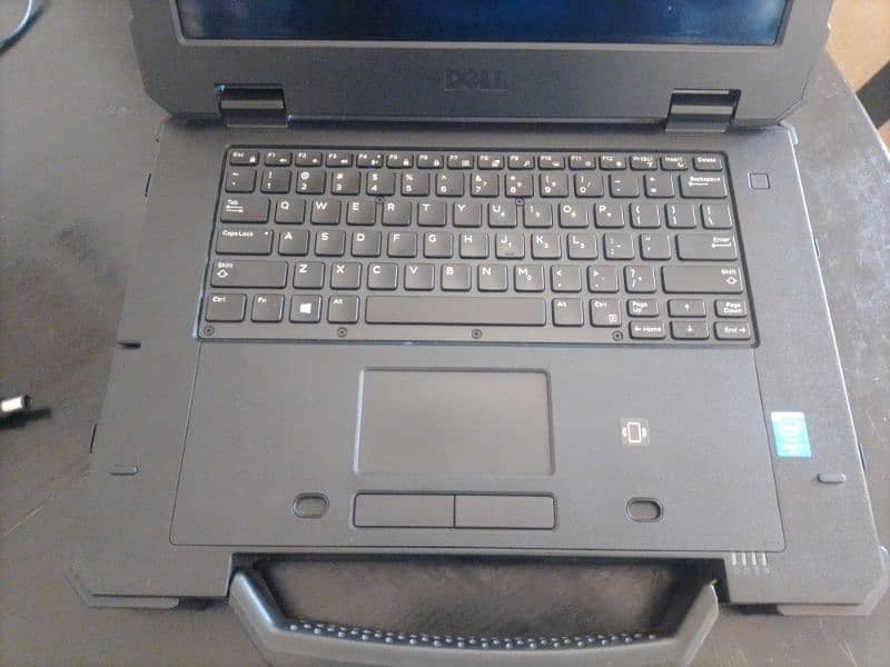 Dell Latitude 7404 - Rugged Extreme Tough Book