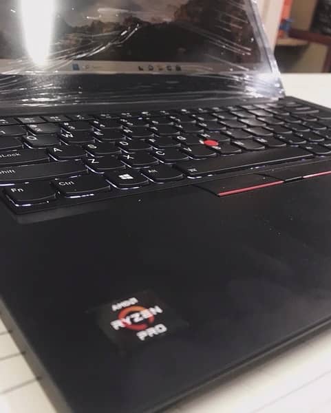 LENOVO T495 RYZEN7