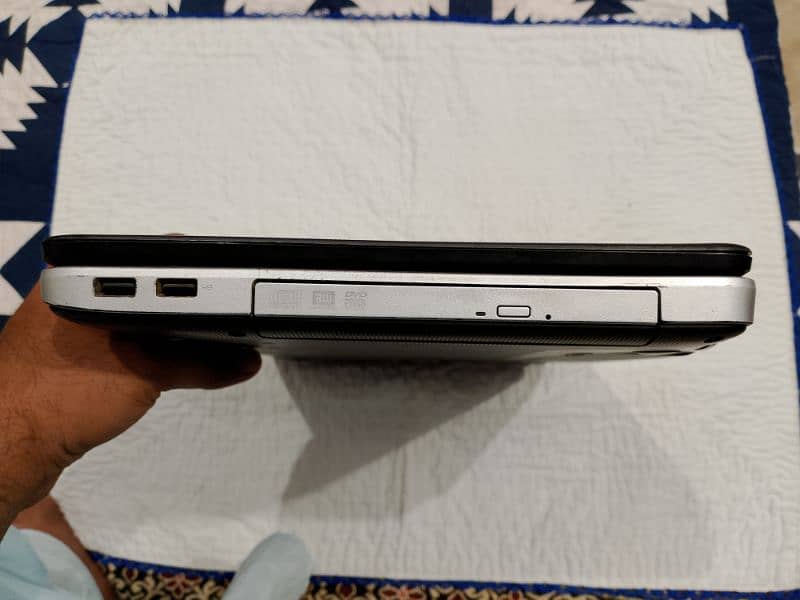 Dell Vostro 2520