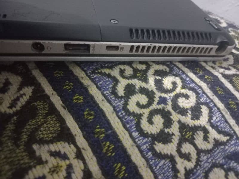selling laptop