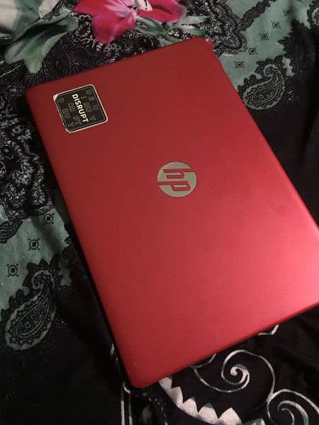 HP Laptop | 15 Inches | 128gb SSD | Pentium Gold 2.4Ghz Processor |