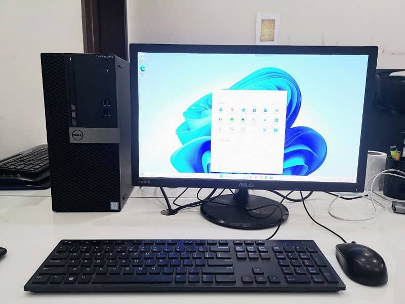 Dell Intel Core i7 6th Gen 16GB 1 TB Webcam Logitech c170