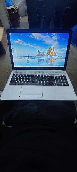 HP NOTEBOOK 15 GAMING LAPTOP 4GB GPU 8GB RAM 1 TBHARD