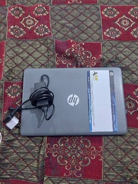 HP 15-BS198nia Core i5 8th Gen 128GB SSD 8GB DDR