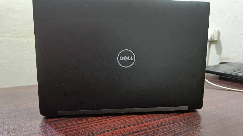 DELL Latitude 7480 intel core i7-7600U 7th gen, 16 gb ram, 256 gb SSD