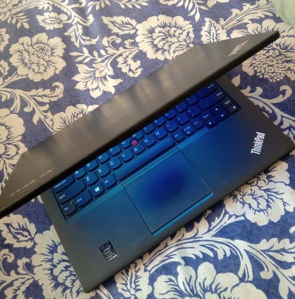 Lenovo Thinkpad x240 i5 2.5 GHz