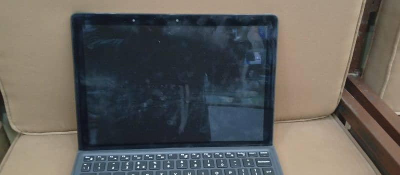 Dell latitude 5290 core i5, 8th generation touch screen.