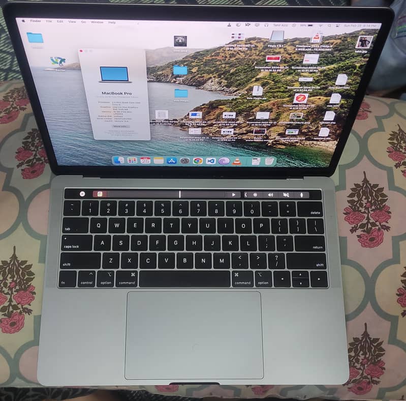 Macbook Pro 2018 i5 16GB 13