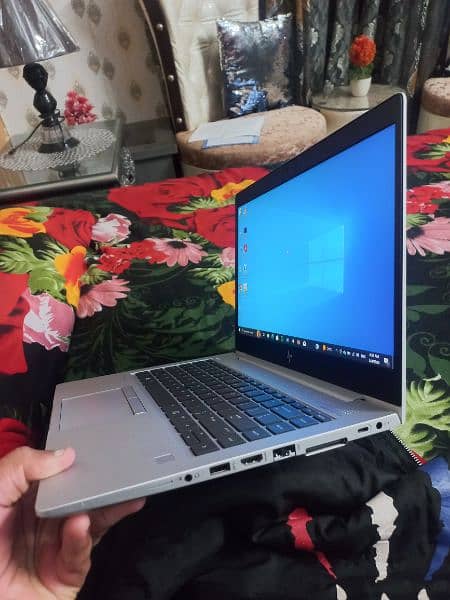 Laptop HP i5 8th generation G6  Good Condition 10/10